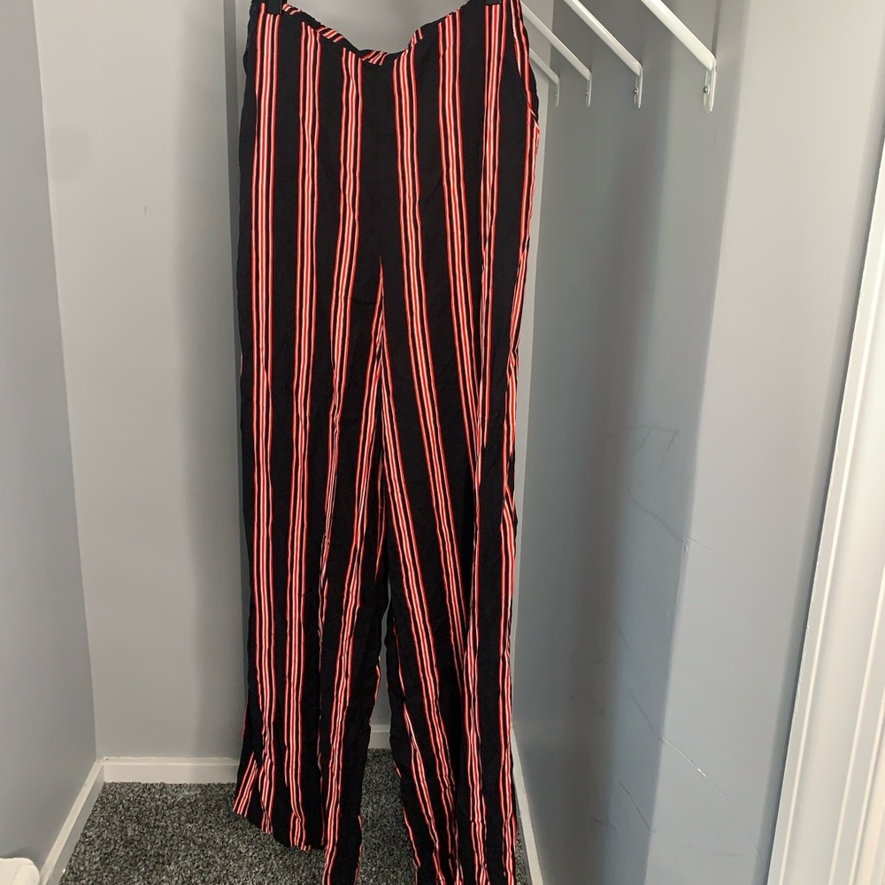 Wide Leg - Picture 2 of 2